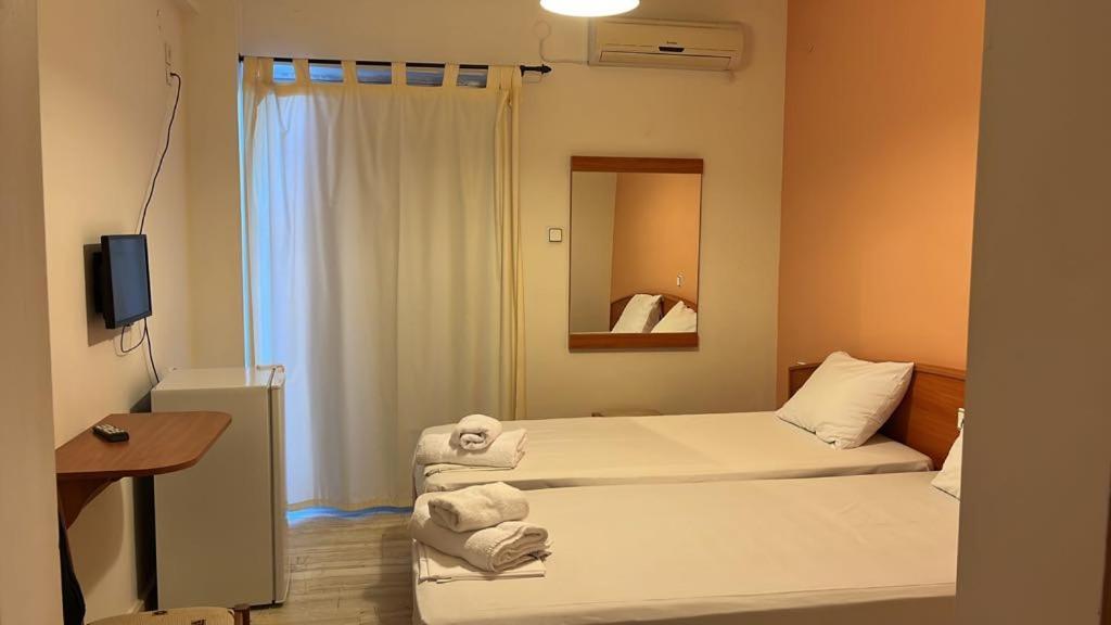 Cleopatra Hotel Kanali  Extérieur photo