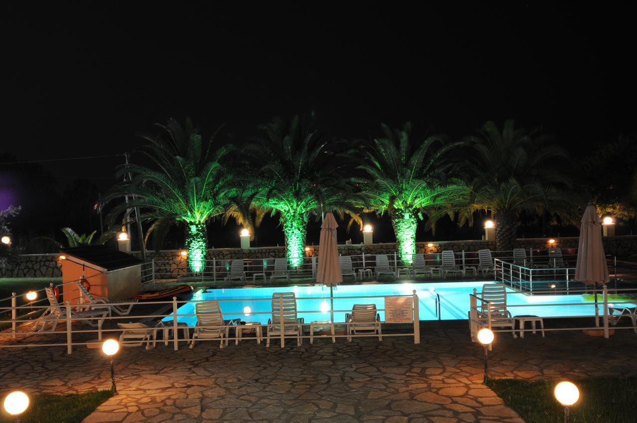 Cleopatra Hotel Kanali  Extérieur photo